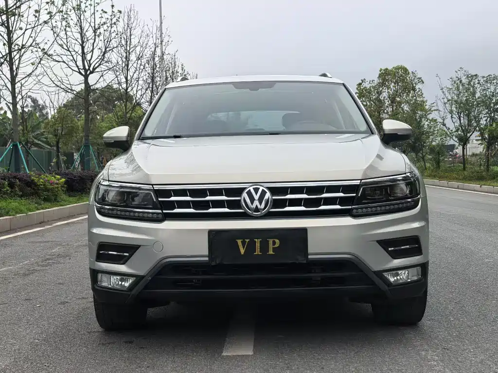 Tiguan L 2017 380TSI automatic four-wheel drive luxury version купить на сайте DeffCars