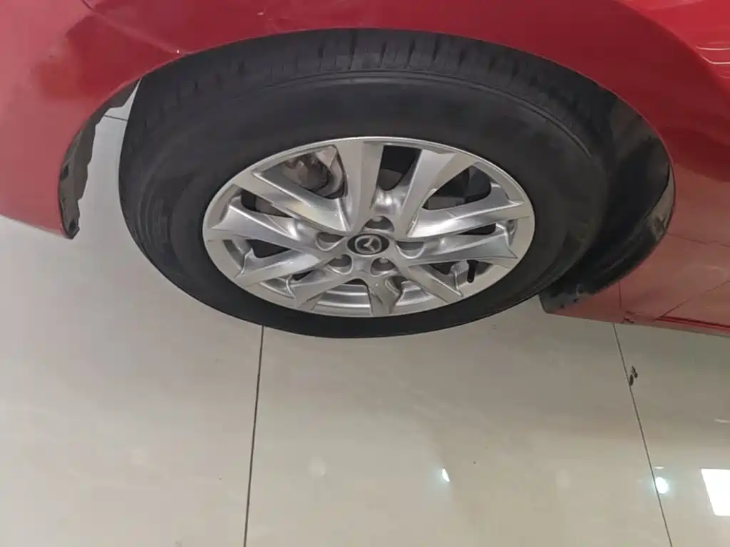 Mazda3 Angkesela 2016 sedan 1.5L automatic comfort type купить на сайте DeffCars