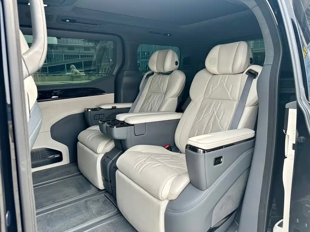 Jikrypton 009 2024 six-seater executive version four-wheel drive 108kWh купить на сайте DeffCars