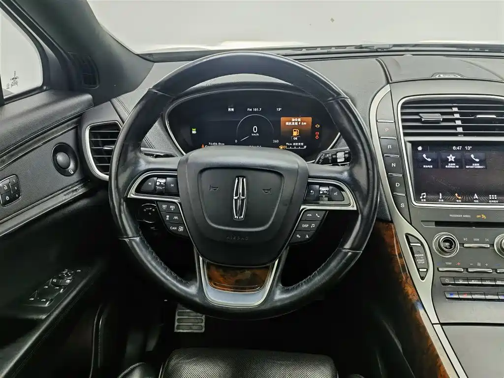 Voyager imported 2019 2.7T four-wheel drive premium version, National VI купить на сайте DeffCars