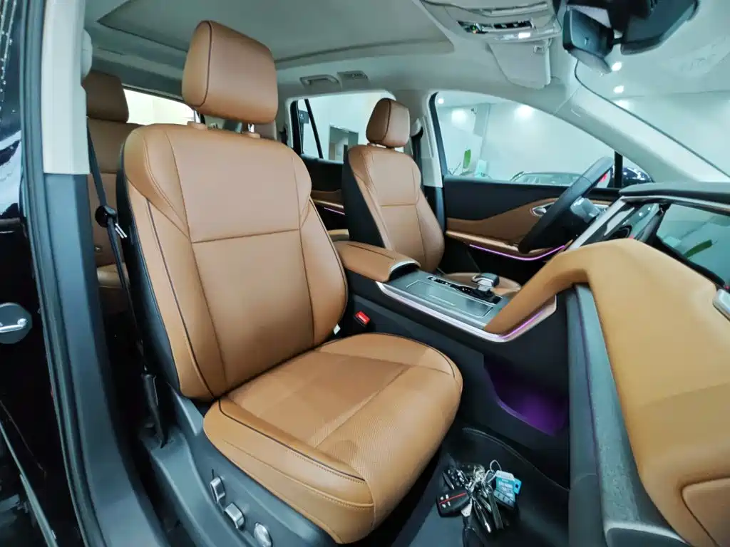 Red Flag Hongqi S7 PHEV 2025 facelift 2.0T four-wheel drive 2 million commemorative edition 6 seats купить на сайте DeffCars