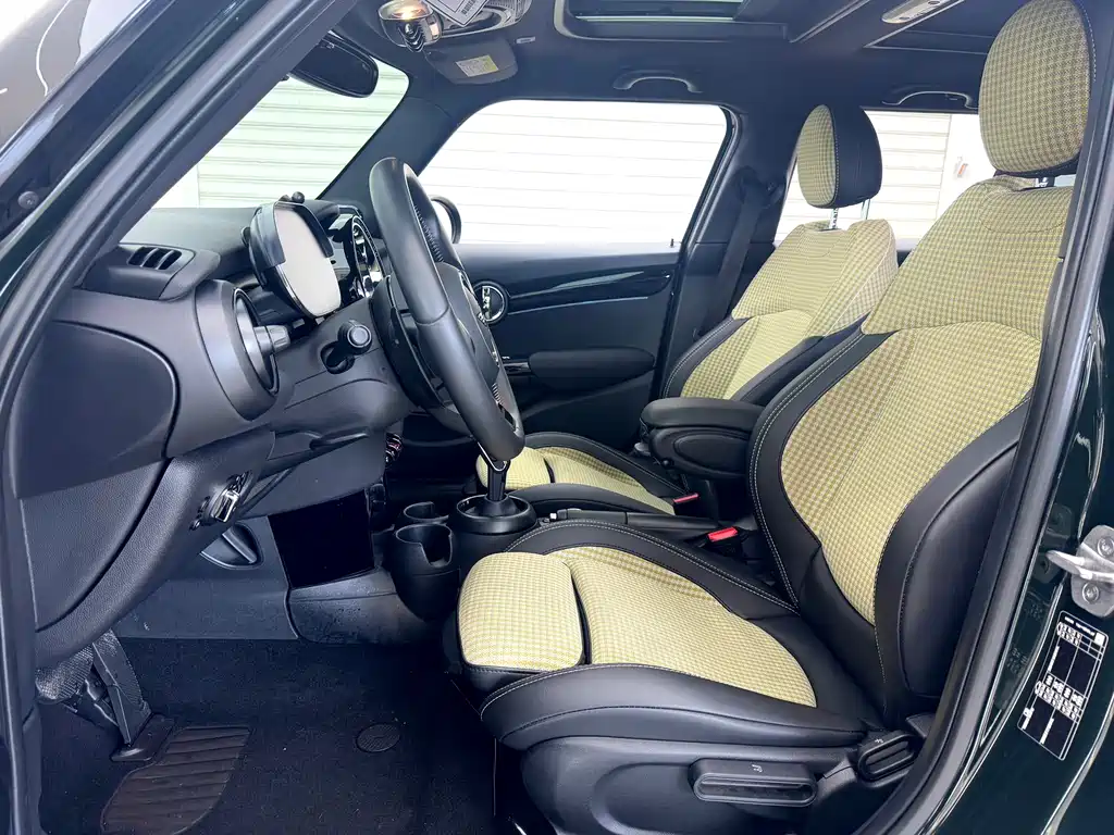 MINI 2023 2.0T COOPER S Obsessive Edition Five-door Edition купить на сайте DeffCars