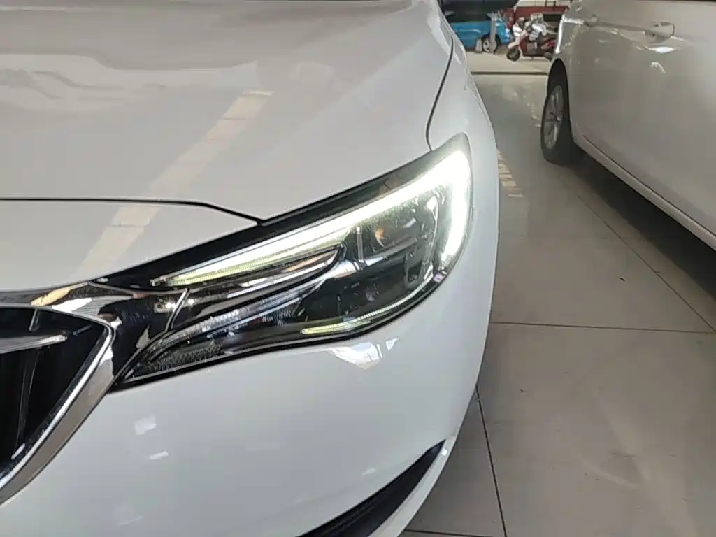 Yinglang 2019 15T dual-clutch interconnected elite model National V купить на сайте DeffCars