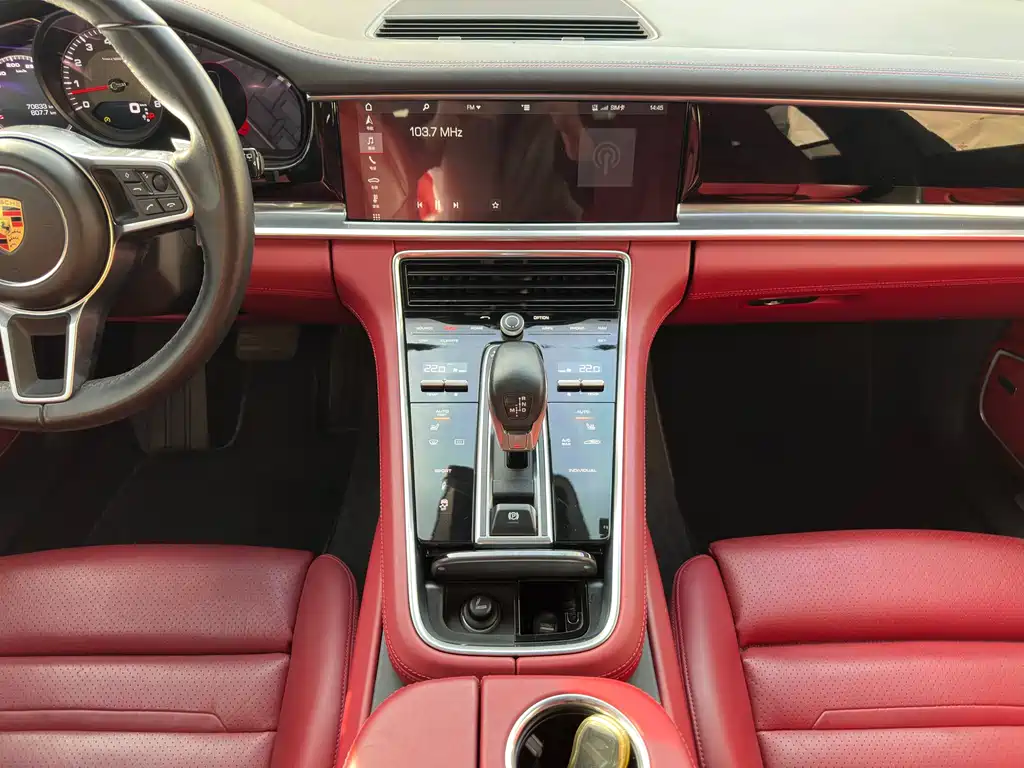 Panamera 2017 Panamera 4 Executive Extended Edition 3.0T купить на сайте DeffCars