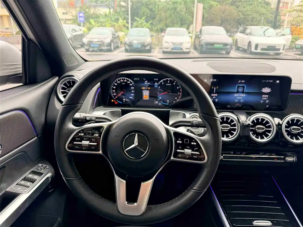 Mercedes-Benz GLB 2023 GLB 220 Dynamic купить на сайте DeffCars