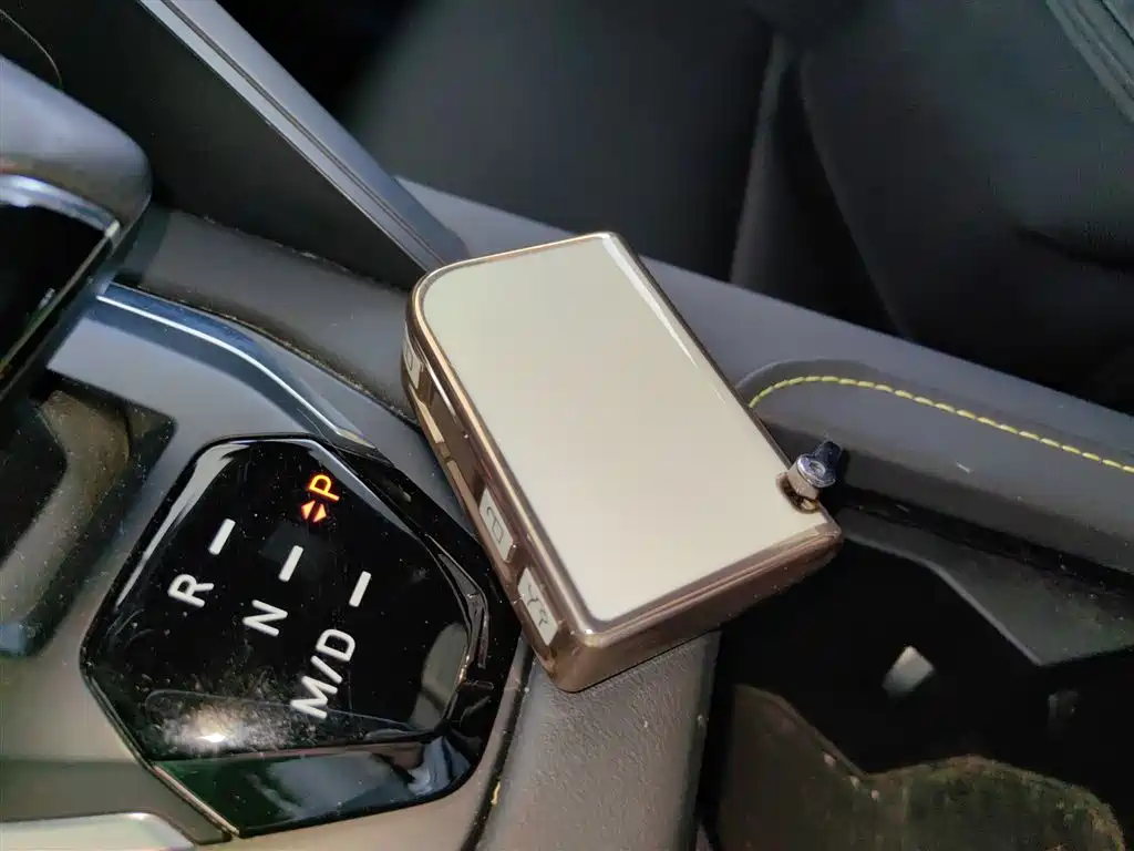 Lynk & Co 06 2023 Remix 1.5T Hero купить на сайте DeffCars