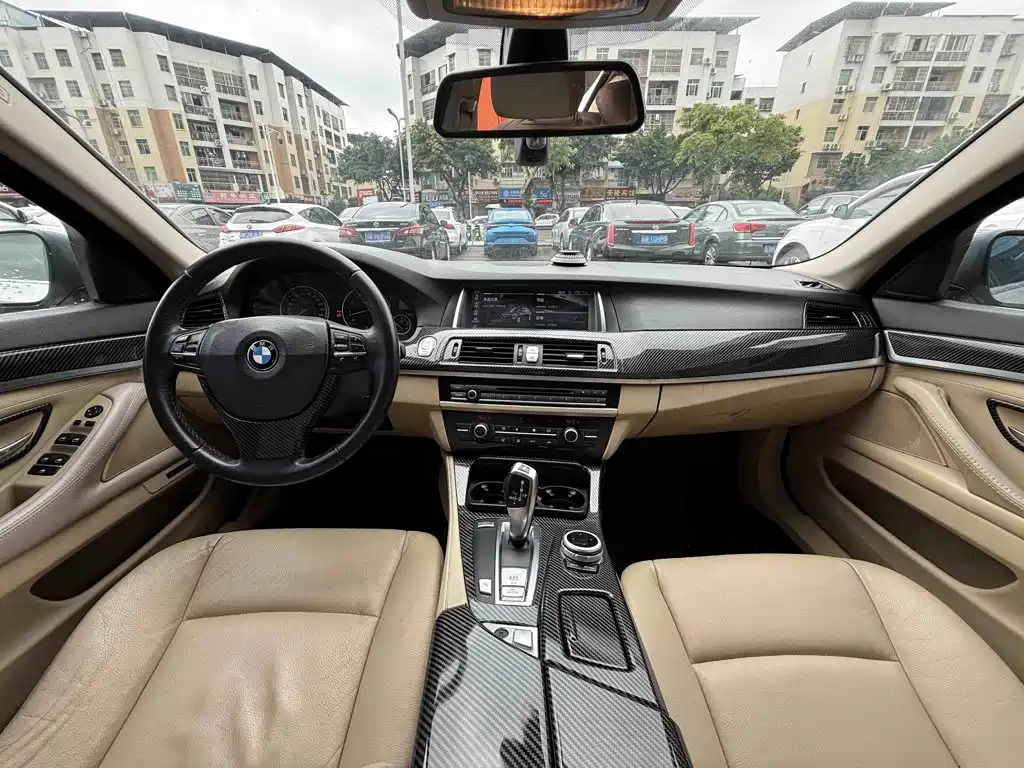 BMW 5 Series 2011 520Li Elegant купить на сайте DeffCars