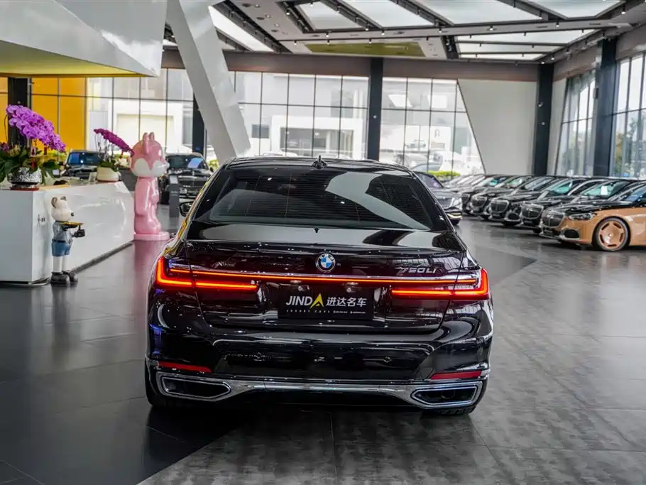 BMW 7 Series 2019 750Li xDrive V8 Luxury Package купить на сайте DeffCars