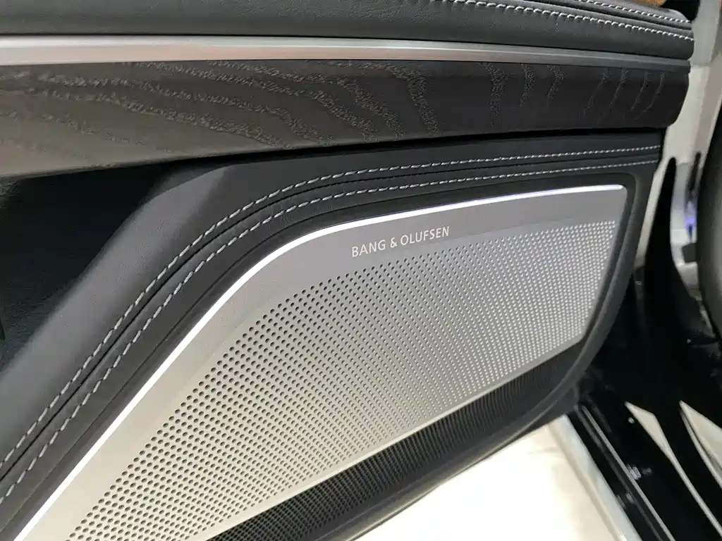 Audi A8 2022 A8L Horch Founder’s Edition Legend купить на сайте DeffCars