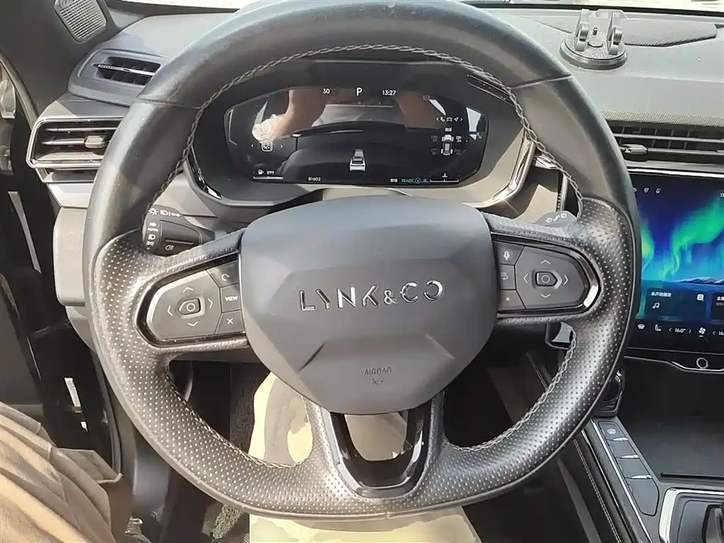 Lynk & Co 01 2023 1.5TD EM-F PM купить на сайте DeffCars