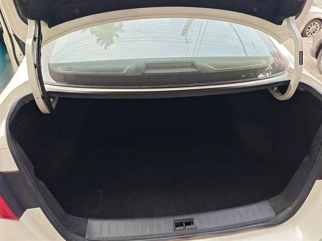 Sylphy 2021 Classic 1.6XE CVT Comfort Edition купить на сайте DeffCars