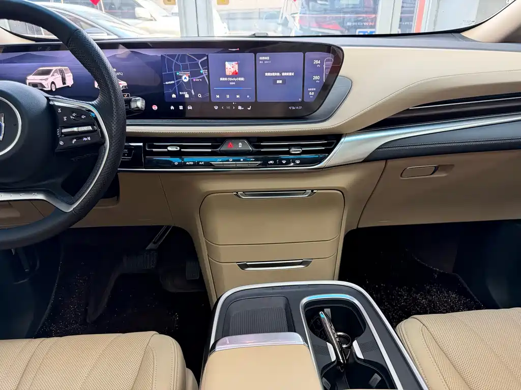 Century 2023 2.0T seven-seat premium model купить на сайте DeffCars