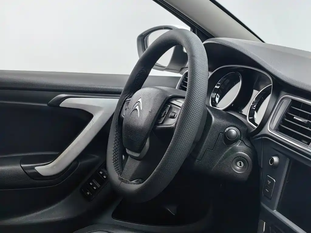 Citroen C3-XR 2015 1.6THP Automatic Pioneer купить на сайте DeffCars