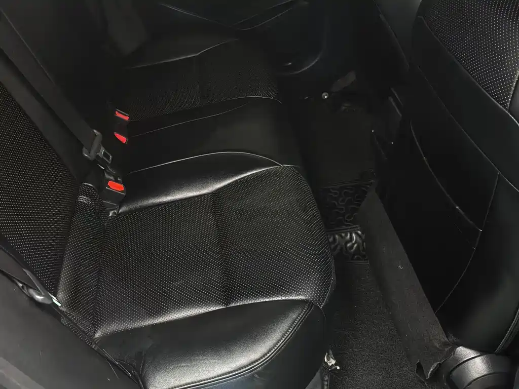 Corolla 2021 1.2T S-CVT Deluxe Edition купить на сайте DeffCars