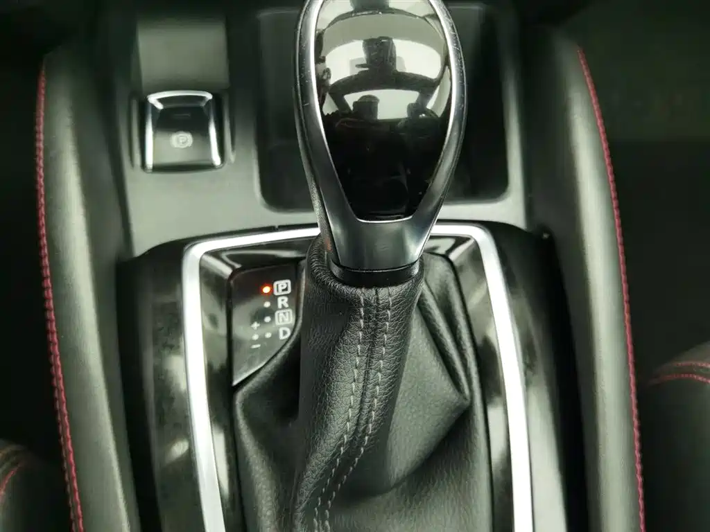 Qashqai 2021 2.0L CVT Deluxe Edition купить на сайте DeffCars