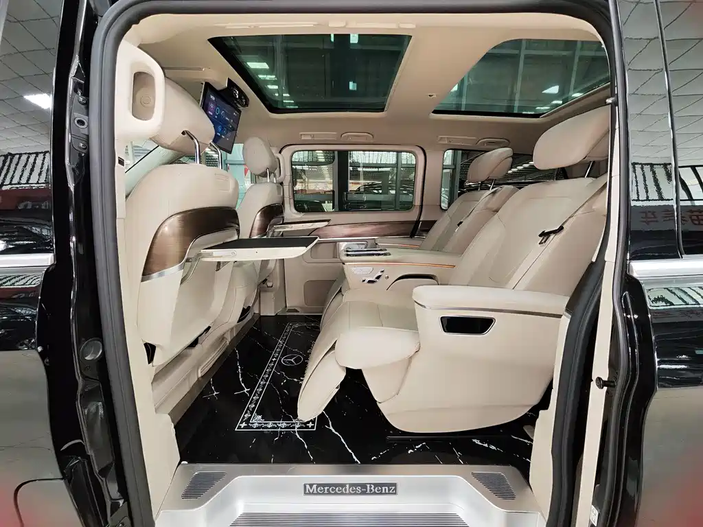 Mercedes-Benz V-Class 2022 V 260 Premium Edition купить на сайте DeffCars