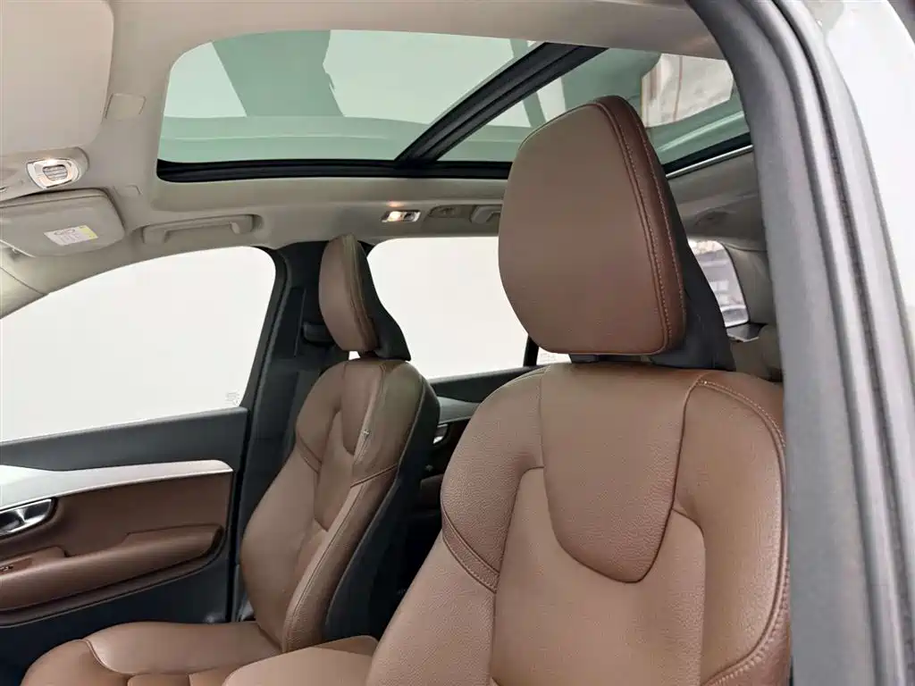 Volvo XC90 2019 T5 Zhiyi Edition 7 seats National V купить на сайте DeffCars