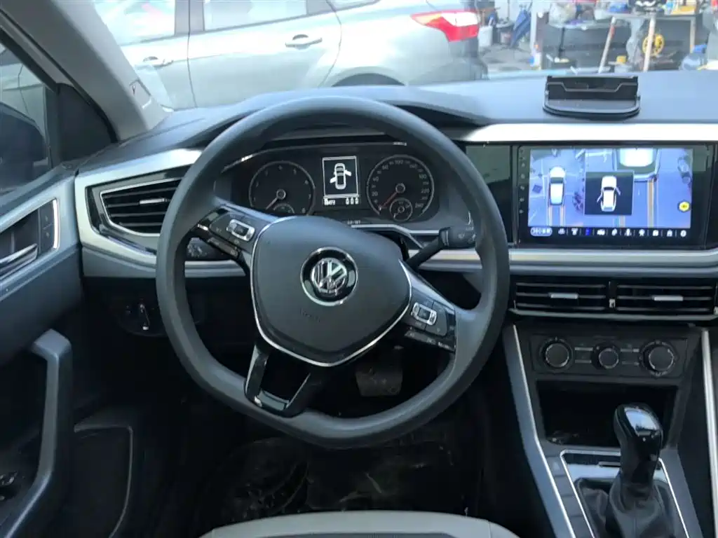 Polo 2019 Plus 1.5L Automatic Beats Trendy Edition купить на сайте DeffCars
