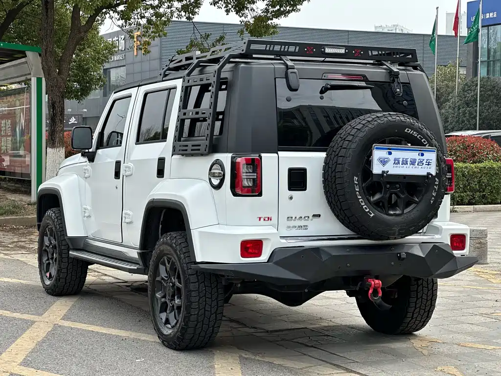 Beijing Off-Road BJ40 2023 2.0D Automatic Four-wheel Drive Blade Hero Edition Knight Type купить на сайте DeffCars
