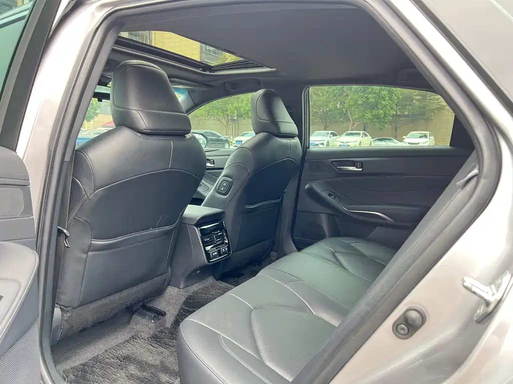 Asia Dragon 2019 2.0L XLE Exclusive Edition National VI купить на сайте DeffCars