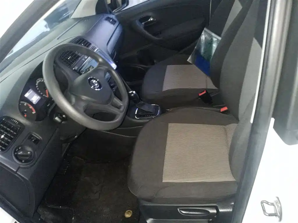 Polo 2018 1.5L automatic safe driving model купить на сайте DeffCars