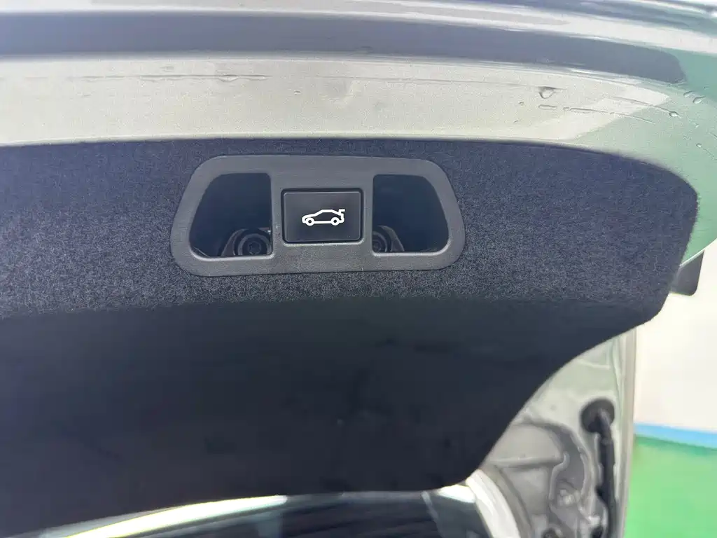Xpeng P7 2021 670G купить на сайте DeffCars