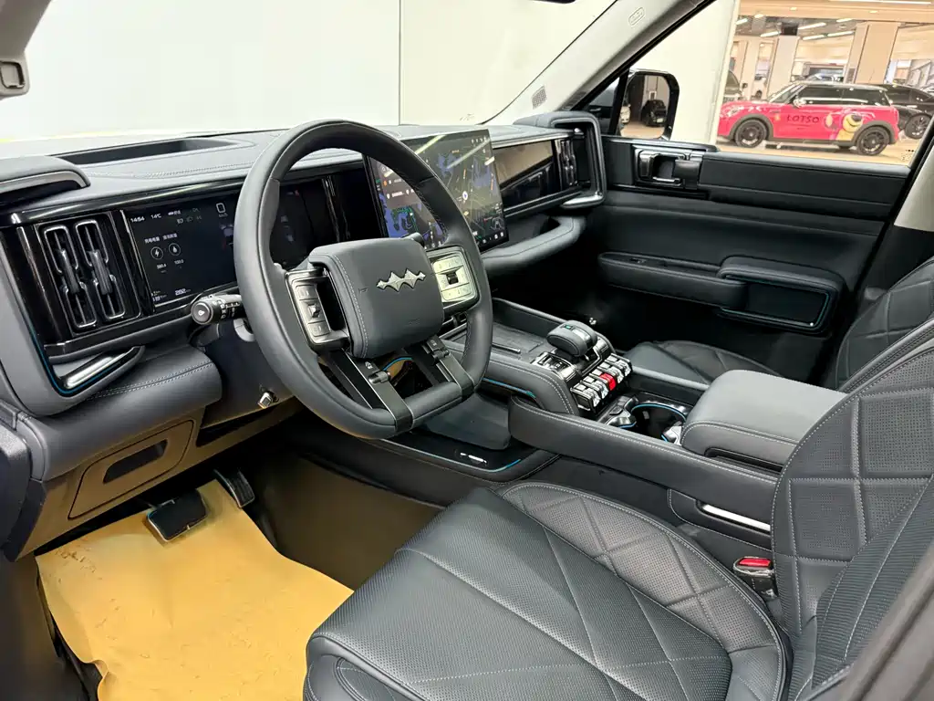 Leopard 5 2025 Yunnan Laser Qiankun Smart Driving Edition купить на сайте DeffCars