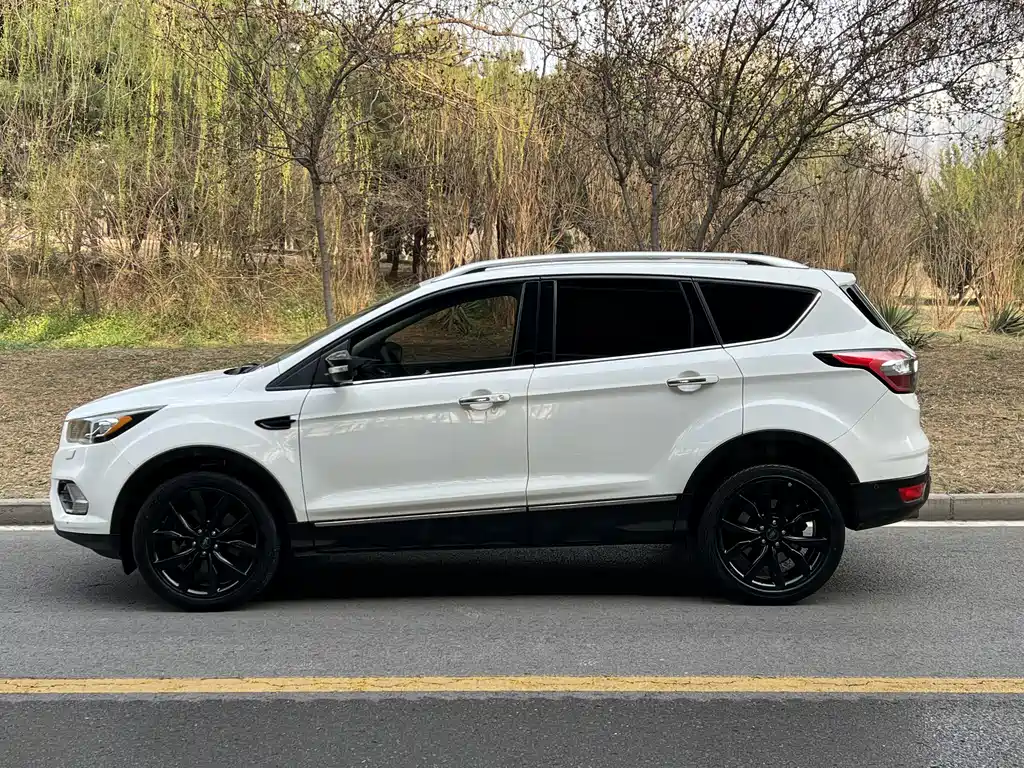 Escape 2017 EcoBoost 245 four-wheel drive sports model купить на сайте DeffCars