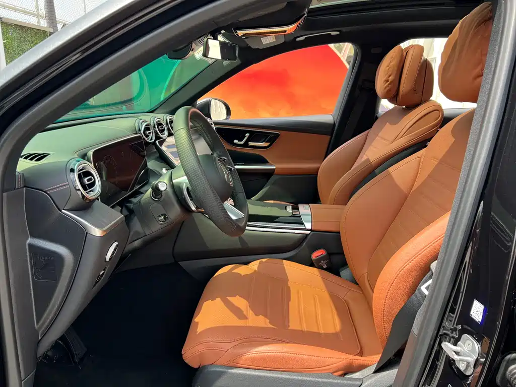 Mercedes-Benz GLC 2024 GLC 260 L 4MATIC luxury model 5 seats купить на сайте DeffCars
