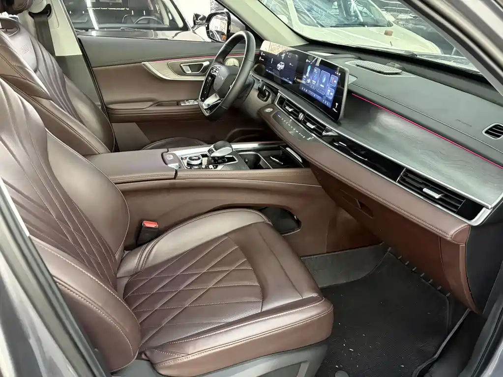 Tiggo 8 PRO 2022 390T 2WD Skydome Edition 5 seats купить на сайте DeffCars