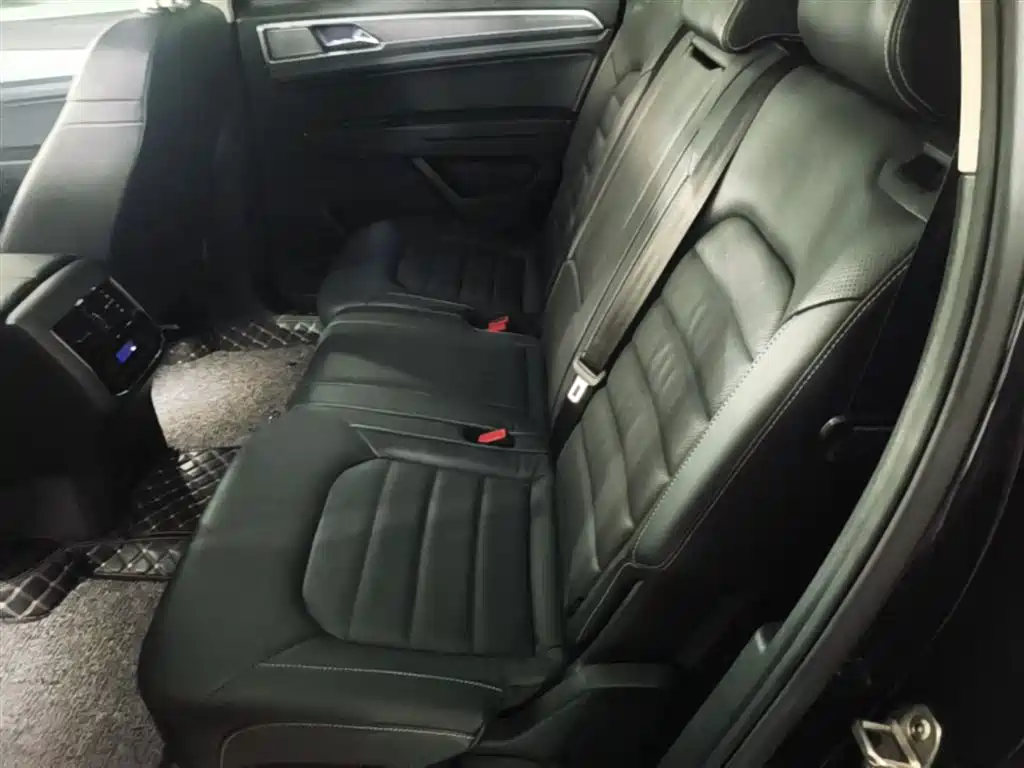 Touron 2020 380TSI four-wheel drive luxury version National VI купить на сайте DeffCars