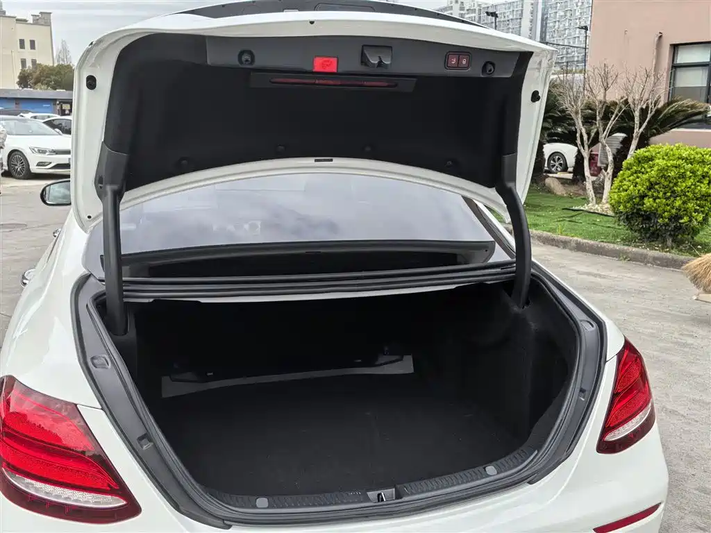 Mercedes-Benz E-Class Imported 2020 E 260 Sports Edition купить на сайте DeffCars