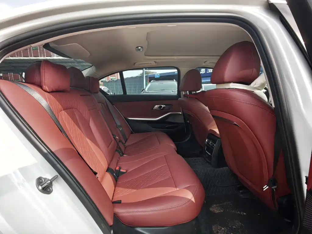 BMW 3 Series 2024 325Li M Sports Package купить на сайте DeffCars