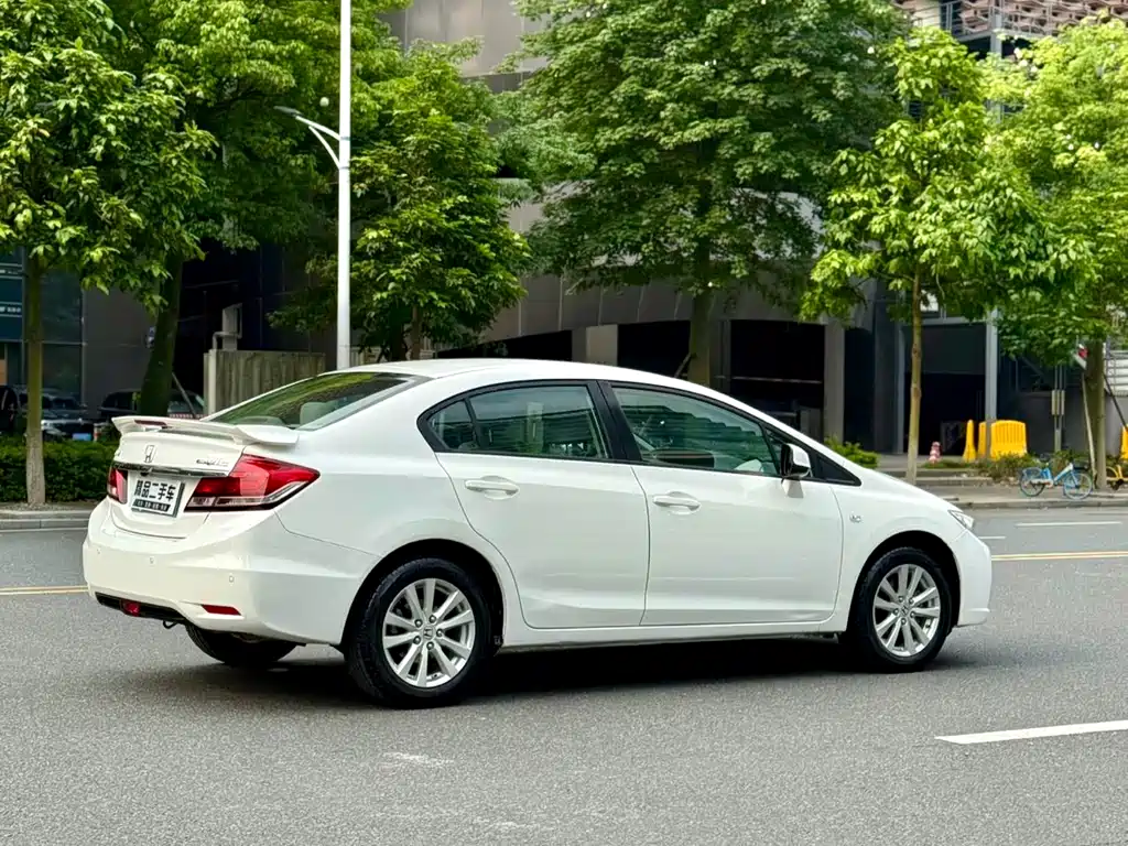 Civic 2014 1.8L Automatic Classic Edition купить на сайте DeffCars