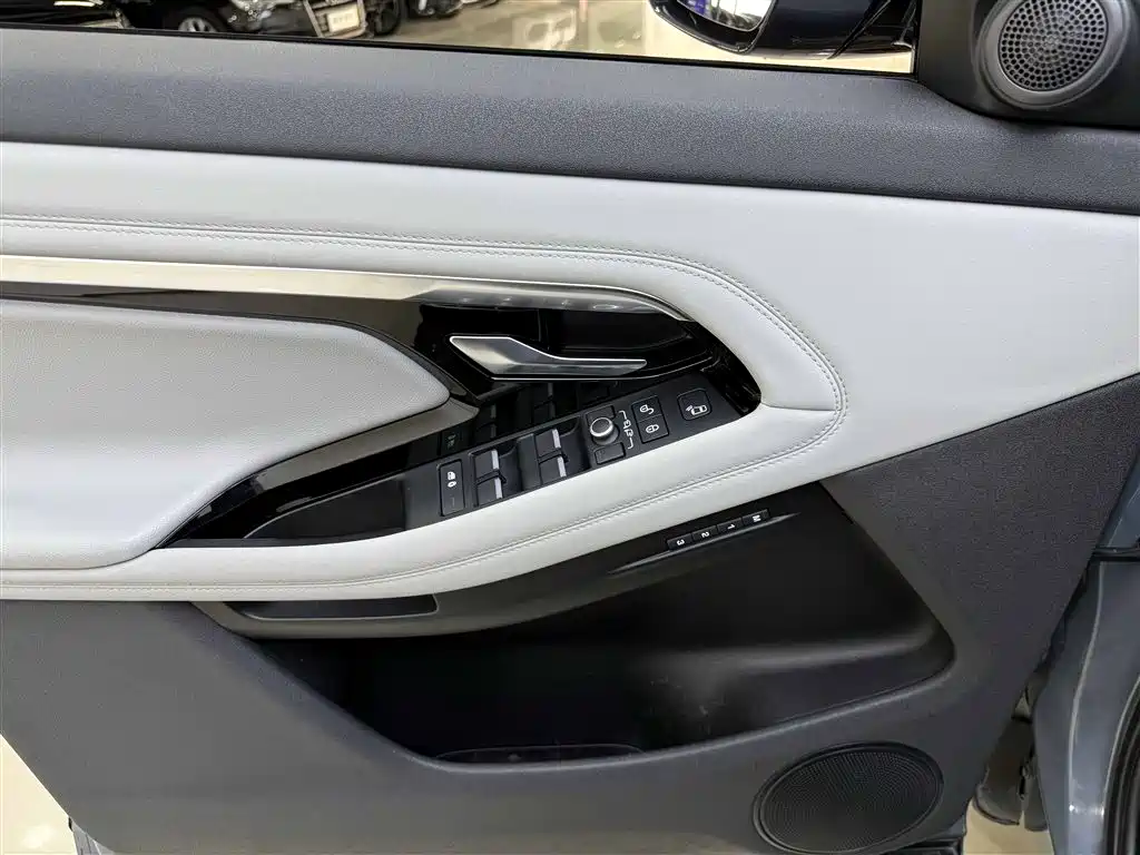 Range Rover Evoque 2020 249PS R-DYNAMIC SE Sports Technology Edition купить на сайте DeffCars