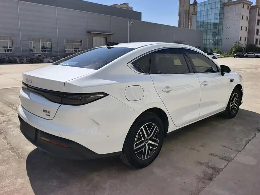Seal 05 DM-i 2025 DM-i smart driving version 120KM flagship model купить на сайте DeffCars