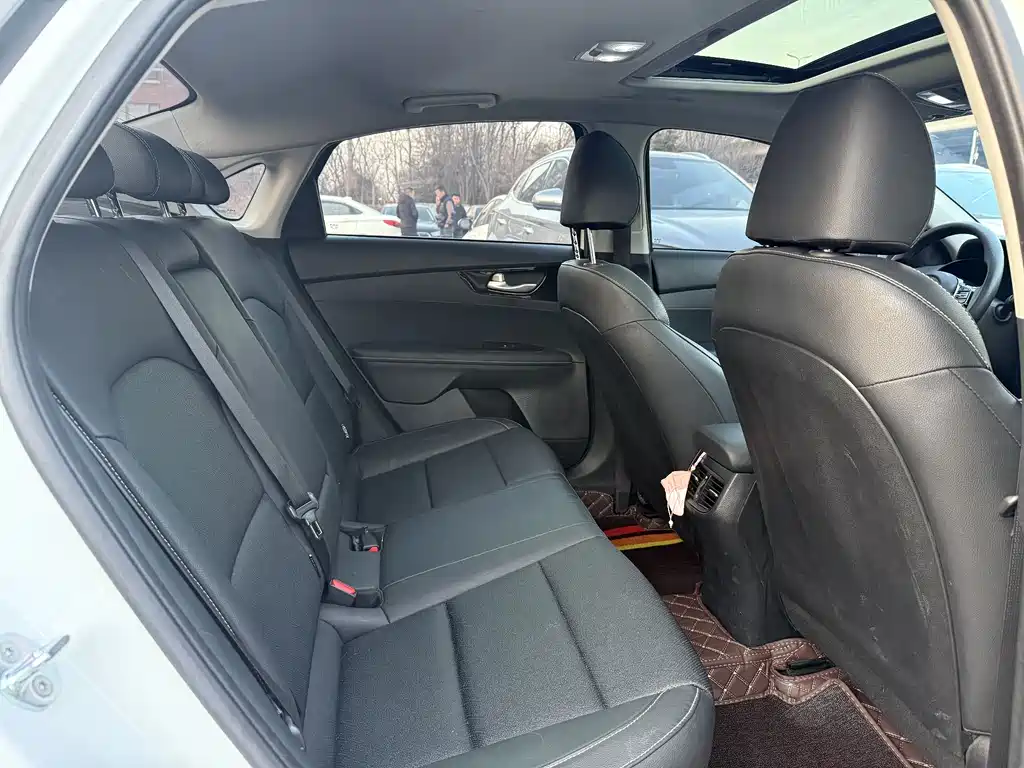 Kia K3 2021 1.5L CVT Youth Edition купить на сайте DeffCars