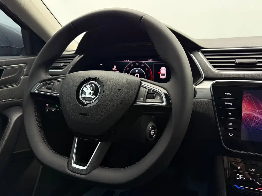 Superb 2023 TSI280 DSG Exclusive Edition купить на сайте DeffCars