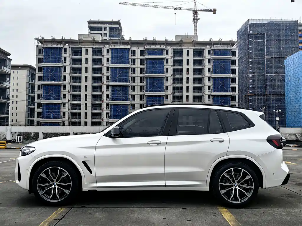 BMW X3 2023 Facelift xDrive30i Leading M Night Package купить на сайте DeffCars
