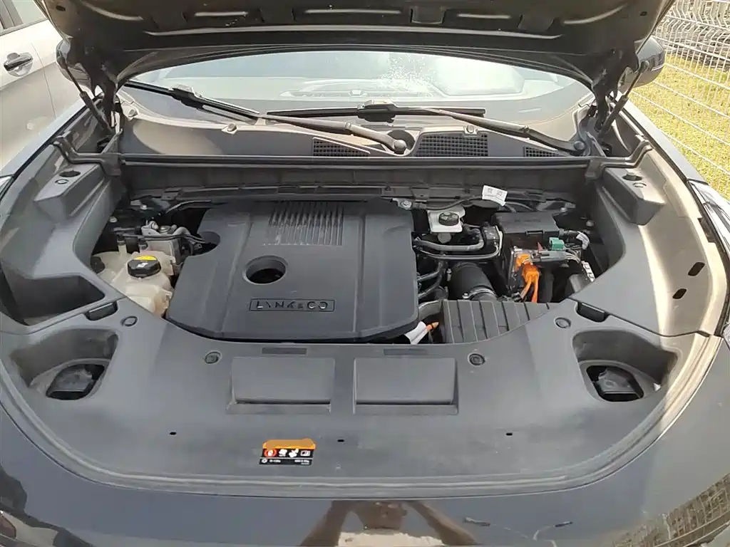 Lynk & Co 01 2023 1.5TD EM-F PM купить на сайте DeffCars