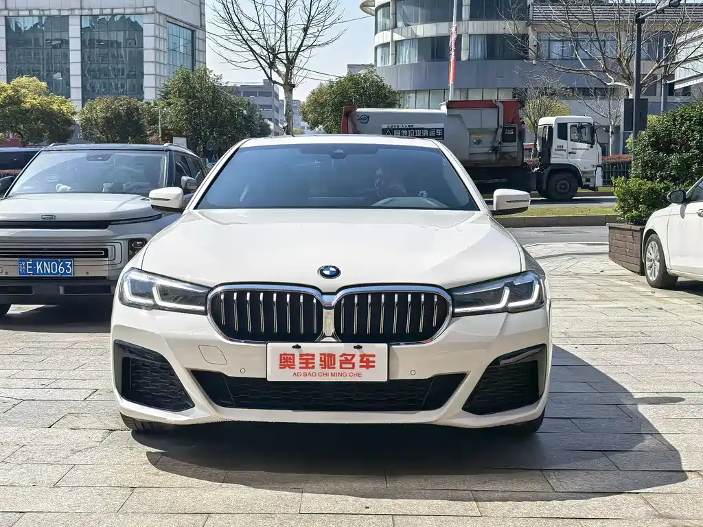BMW 5 Series (Imported) 2021 525i M Sports Package купить на сайте DeffCars