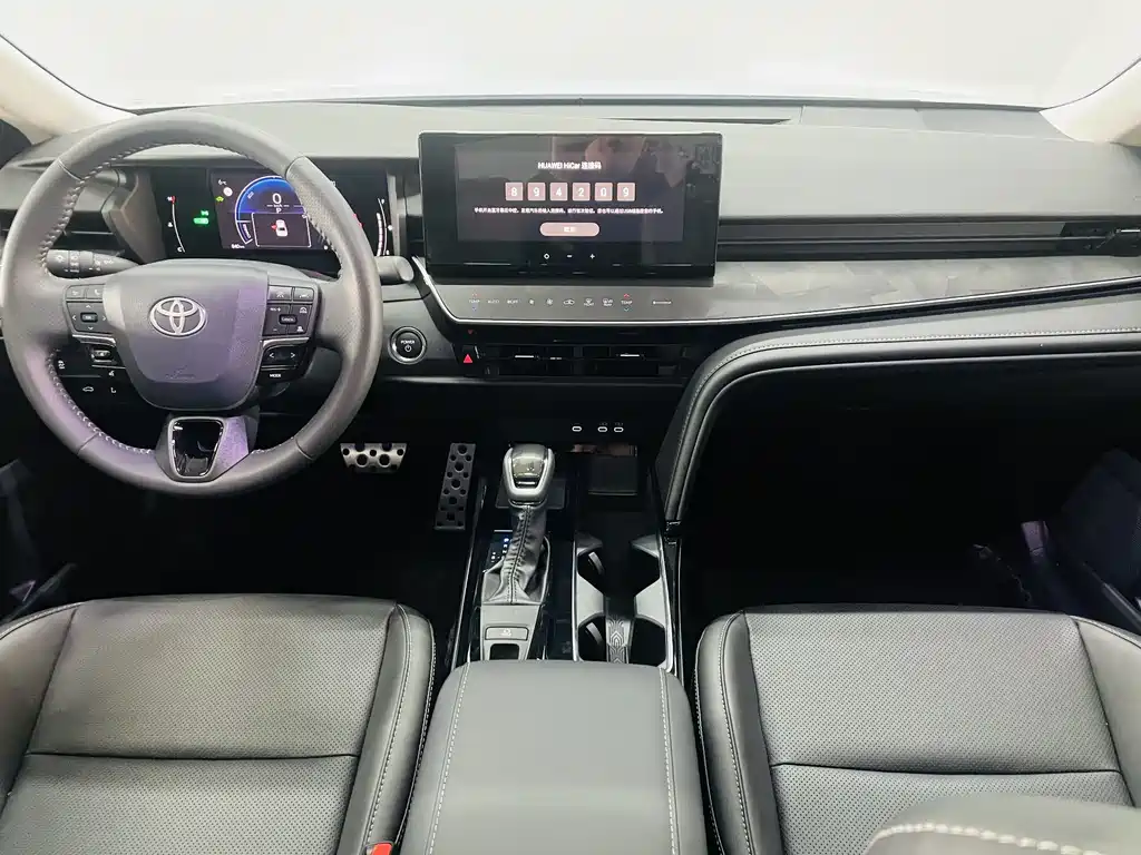 Camry 2026 Dual Engine 2.0HSE Sports Lite Edition купить на сайте DeffCars