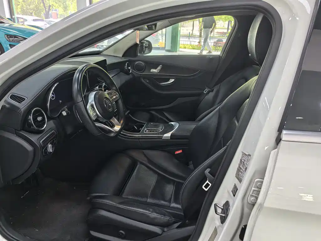 Mercedes-Benz C-Class 2020 C 200 L Fashionable Sports Edition купить на сайте DeffCars