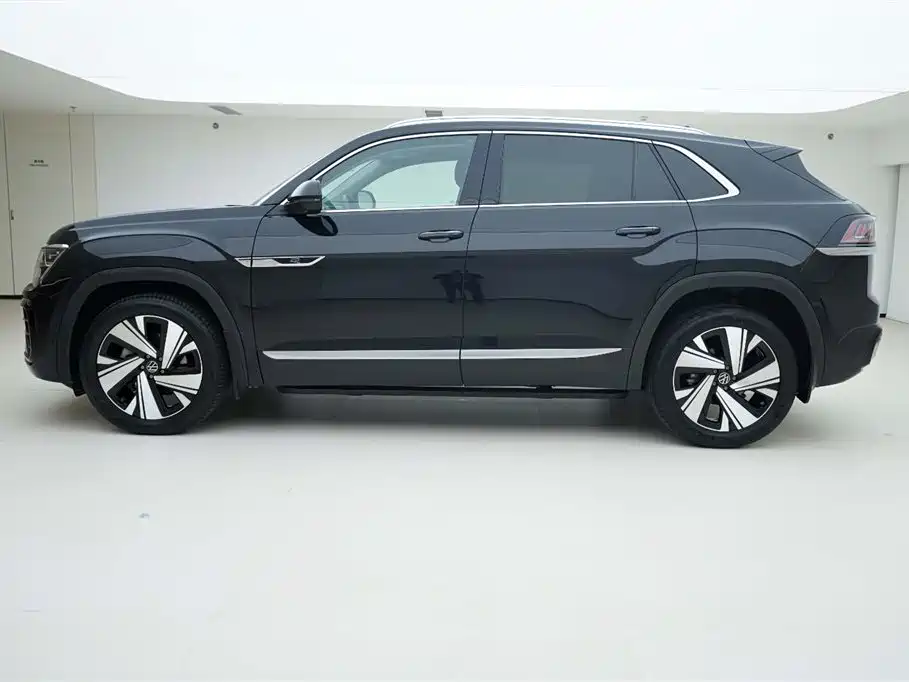 Touron 2024 Touron X 380TSI four-wheel drive luxury version купить на сайте DeffCars