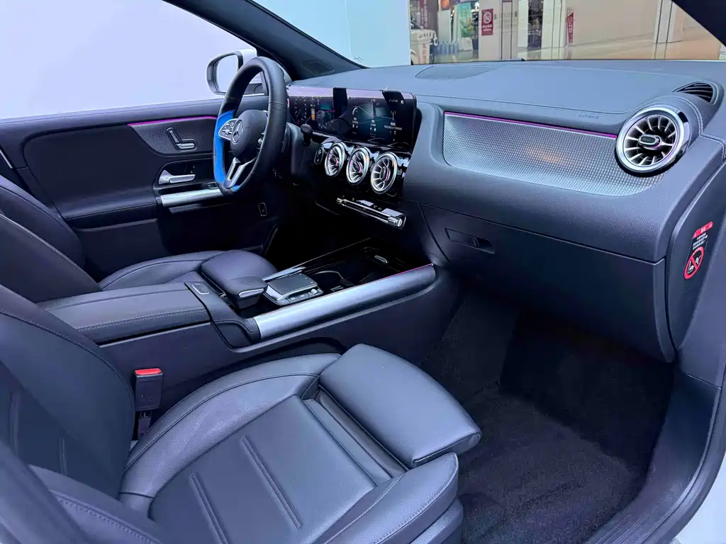 Mercedes-Benz GLA 2023 GLA 220 купить на сайте DeffCars