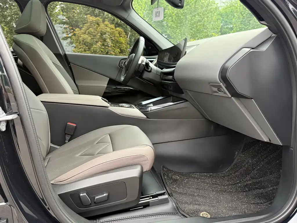 BMW X3 2025 xDrive30L Exclusive M Sports Package купить на сайте DeffCars
