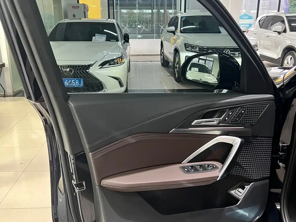 BMW X1 2024 sDrive25Li M Sports Package купить на сайте DeffCars