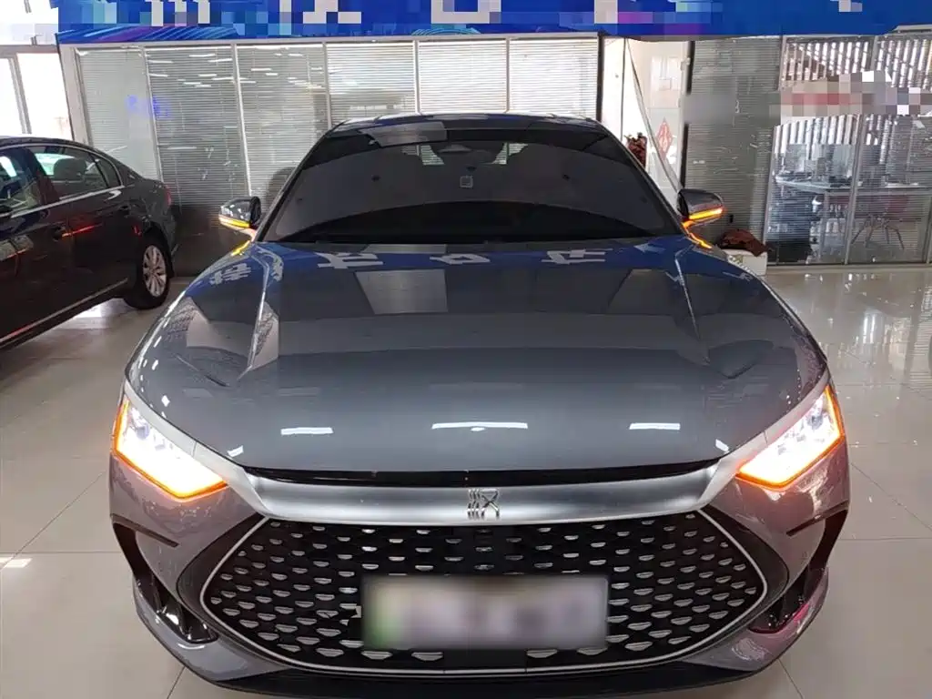 Han 2022 DM-i 121KM exclusive model купить на сайте DeffCars