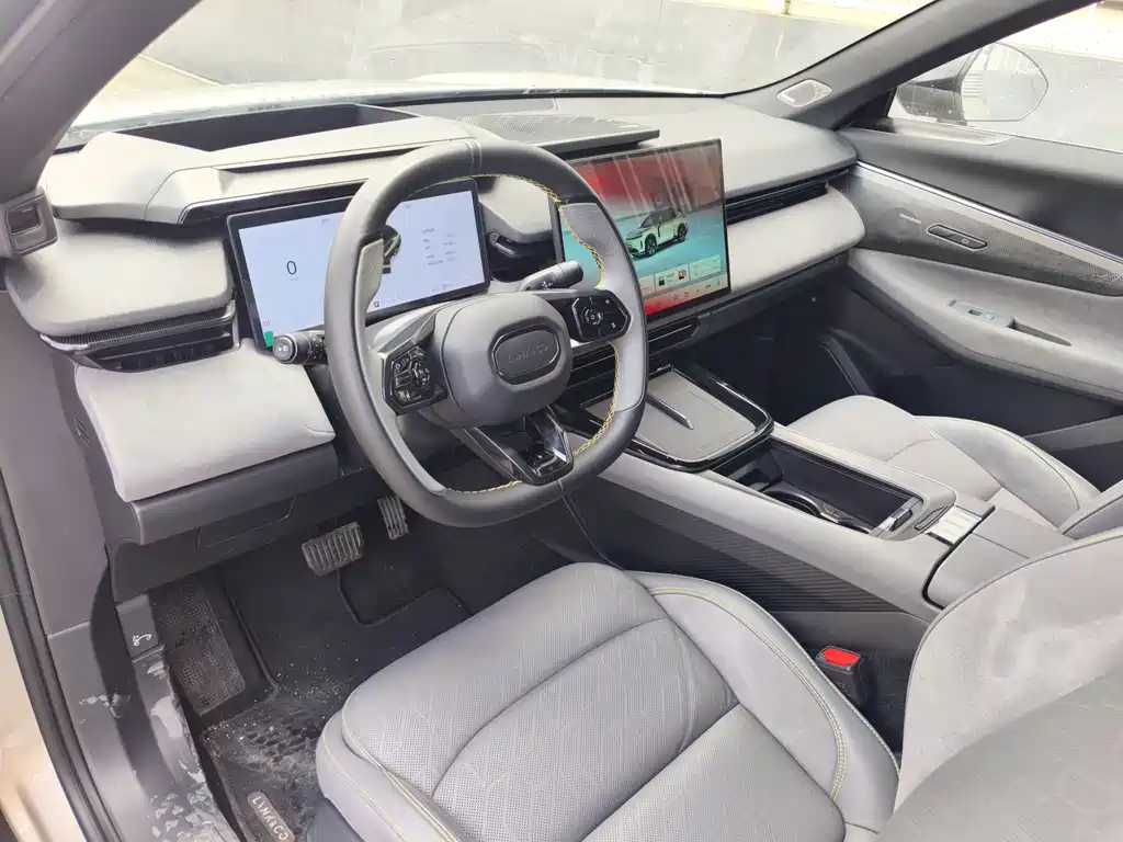 Lynk & Co 08 EM-P 2023 220km four-wheel drive performance Halo купить на сайте DeffCars