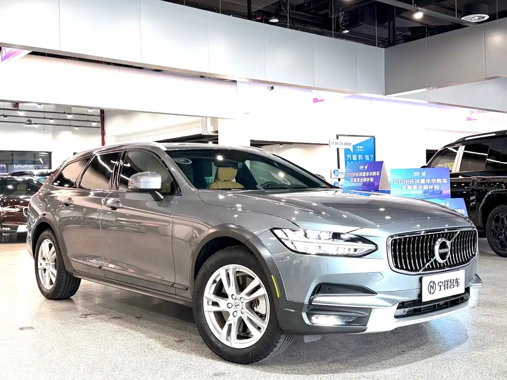 Volvo V90 2019 Cross Country T5 AWD Zhiyuan Edition National VI купить на сайте DeffCars